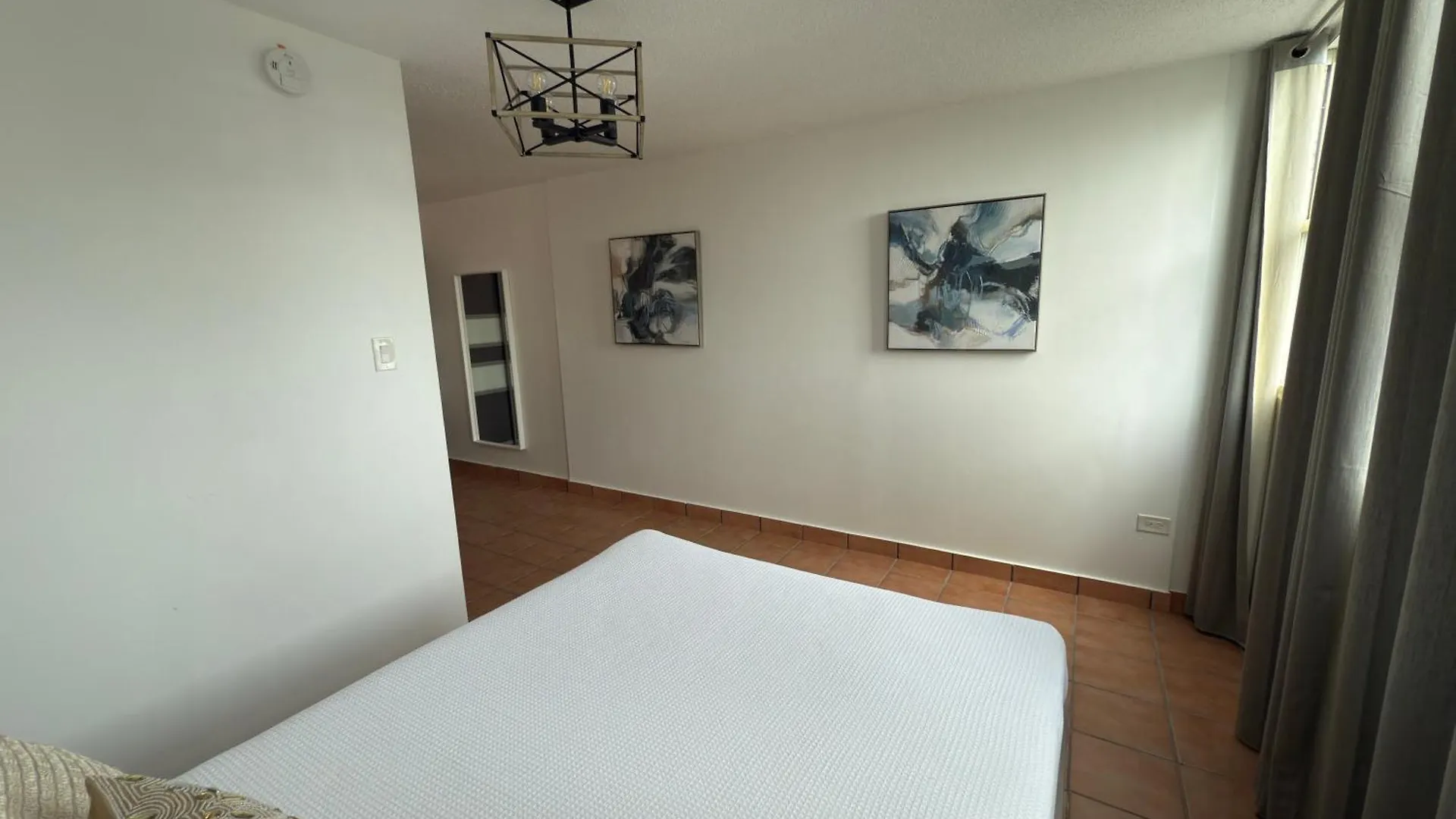 3 Bed 1 Bath 1 Park Plaza Universidad 2000 San Juan Puerto Rico